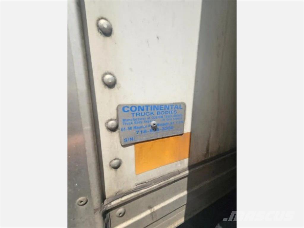 Hino 268 Camiones caja cerrada