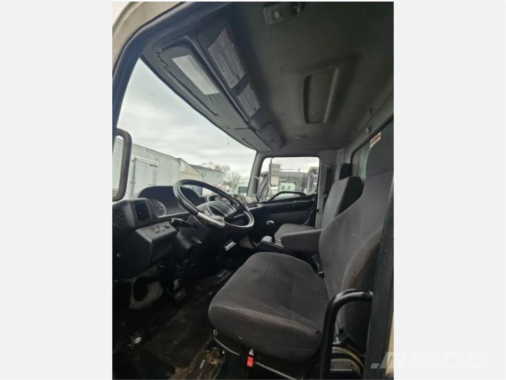 Hino 268 Isotermos y frigoríficos