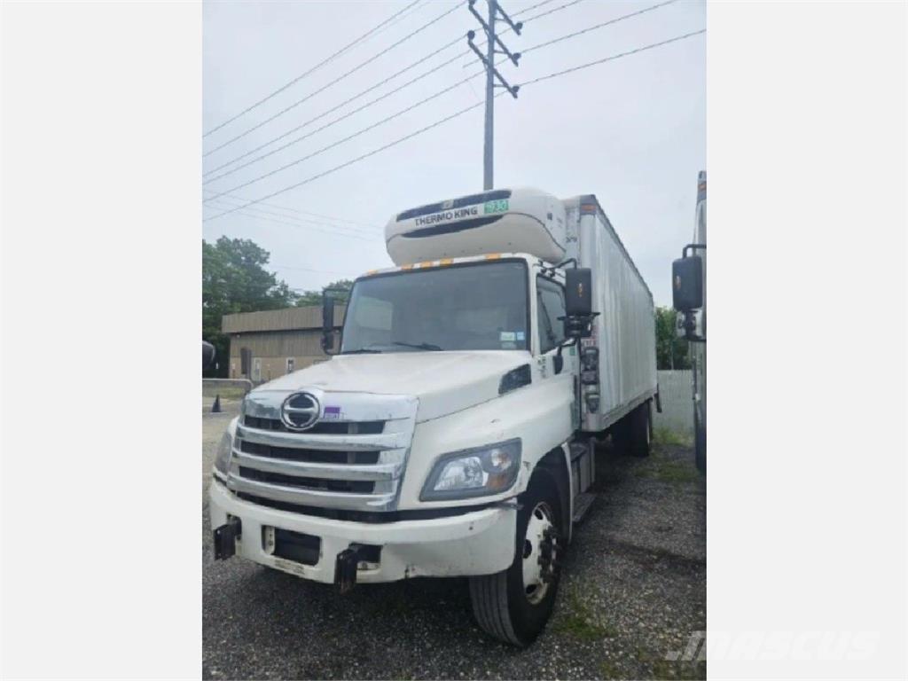 Hino 338 Isotermos y frigoríficos