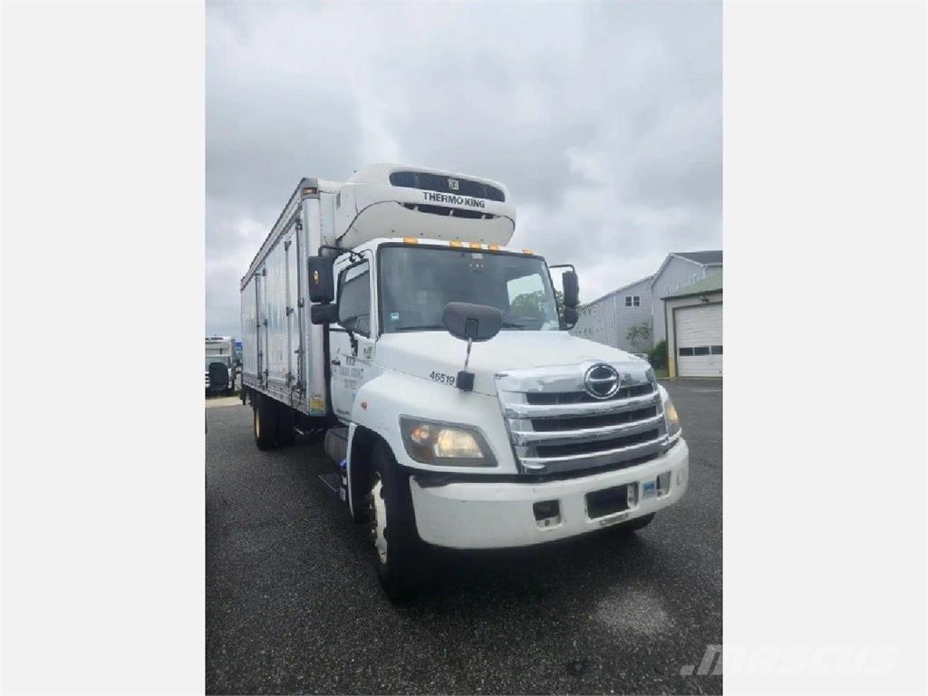 Hino 338 Isotermos y frigoríficos