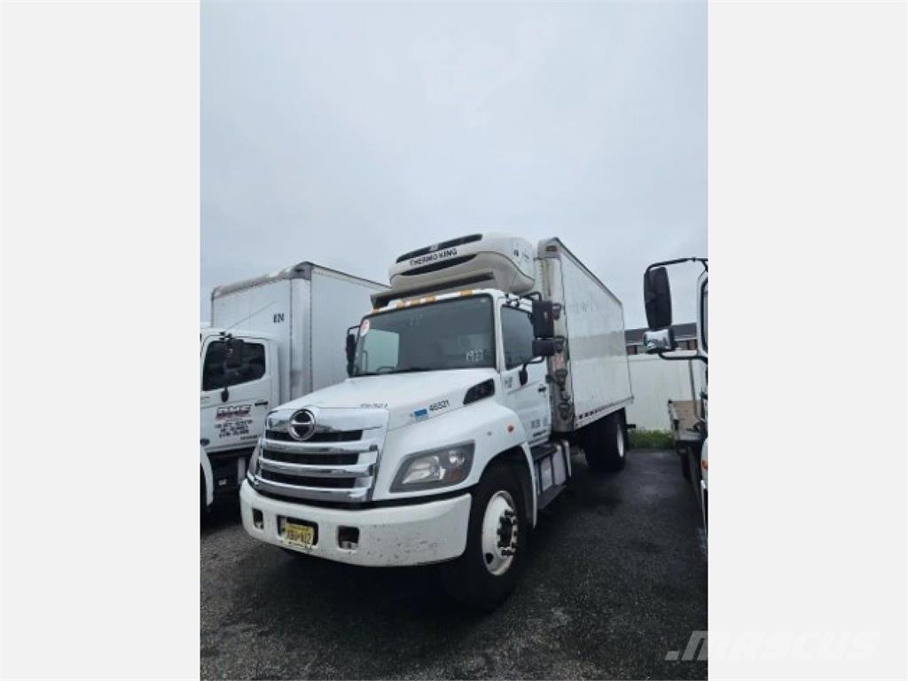 Hino 338 Isotermos y frigoríficos