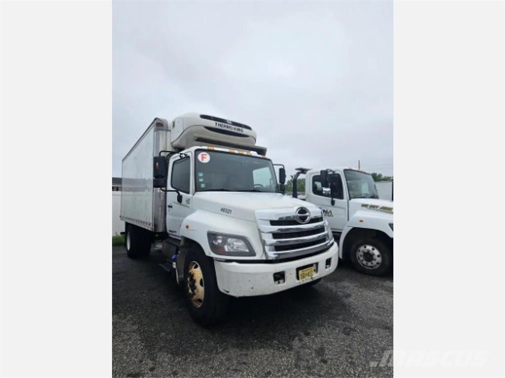 Hino 338 Isotermos y frigoríficos