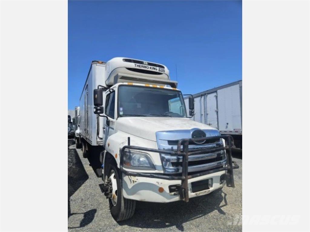 Hino 338 Isotermos y frigoríficos