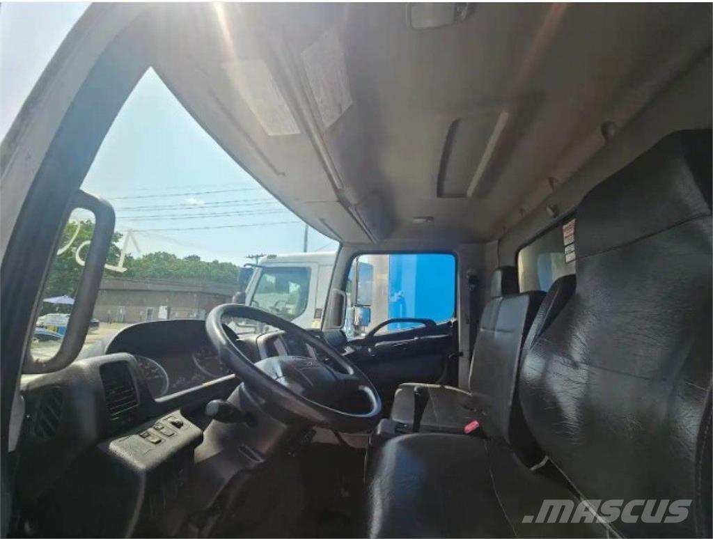 Hino 338 Isotermos y frigoríficos