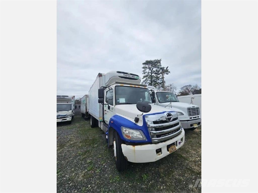 Hino 338 Isotermos y frigoríficos