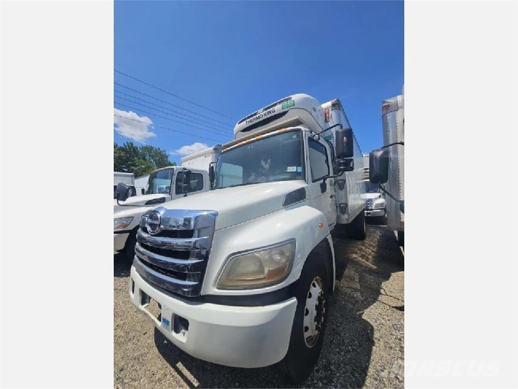 Hino 338 Isotermos y frigoríficos