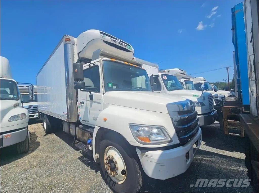 Hino 338 Isotermos y frigoríficos
