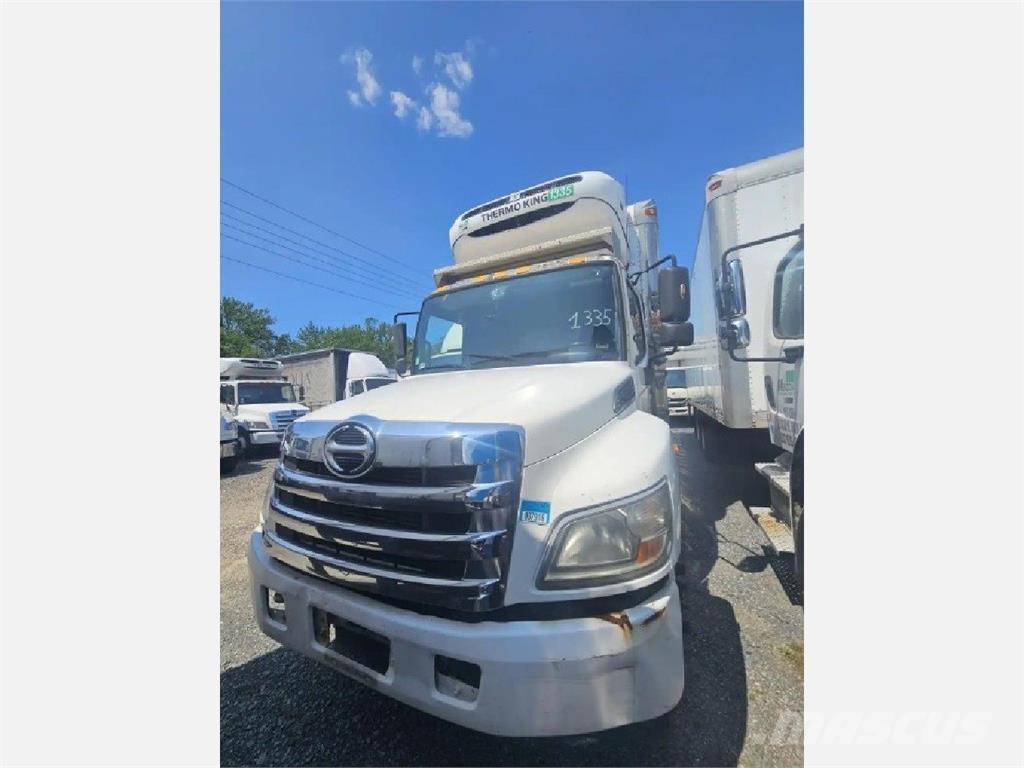 Hino 338 Isotermos y frigoríficos