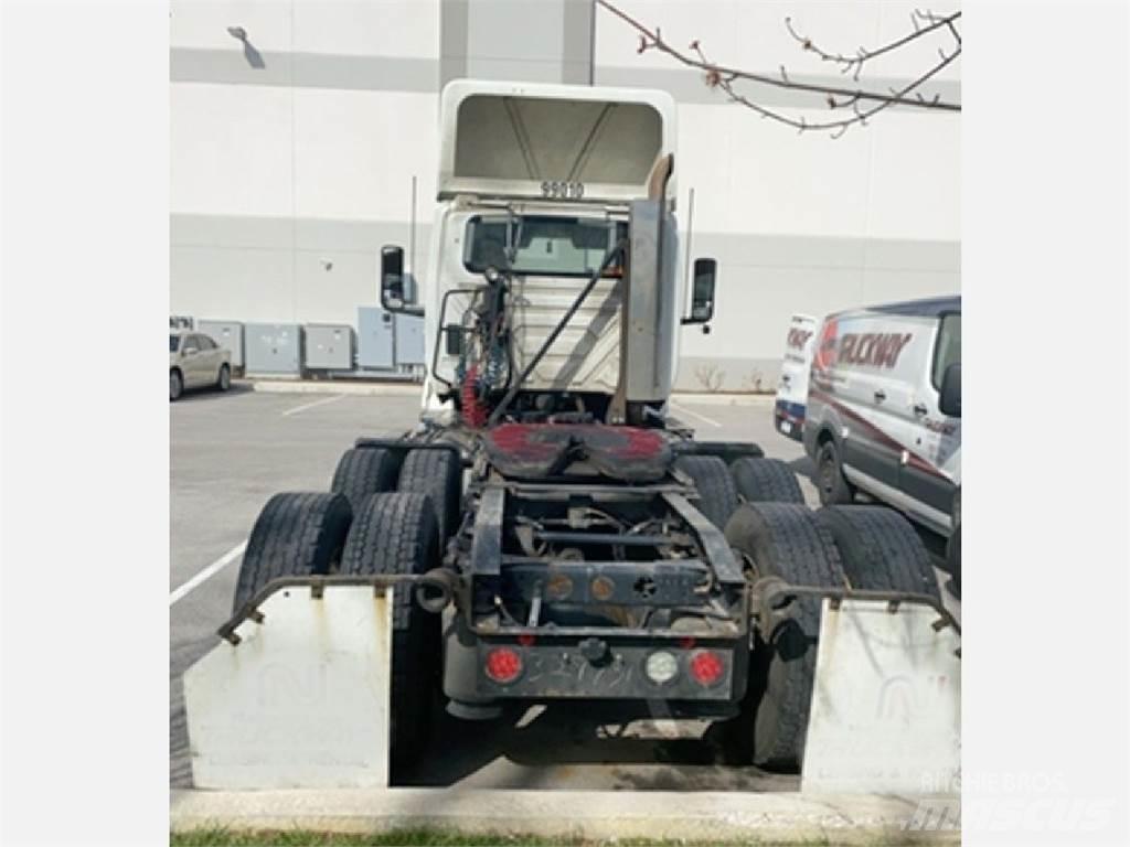 International LT Cabezas tractoras