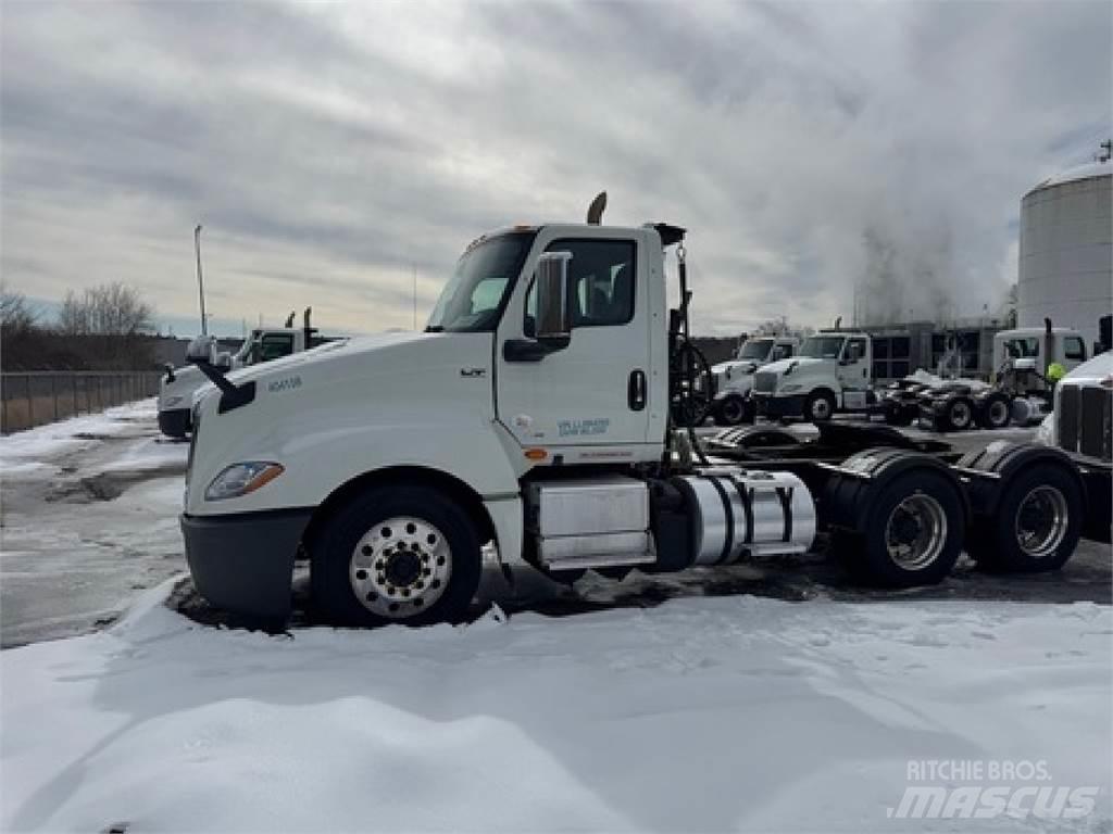 International LT625 Cabezas tractoras