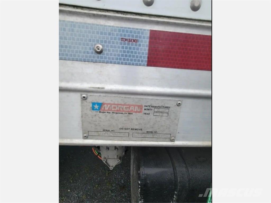 Kenworth K270 Camiones caja cerrada
