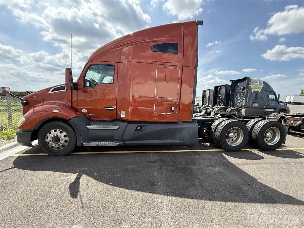 Kenworth T680 Cabezas tractoras