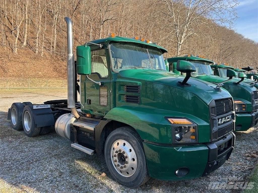 Mack AN64T Cabezas tractoras