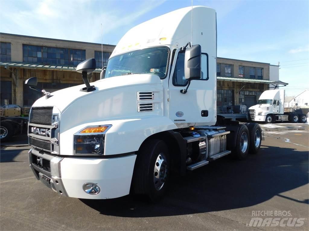 Mack AN64T Cabezas tractoras