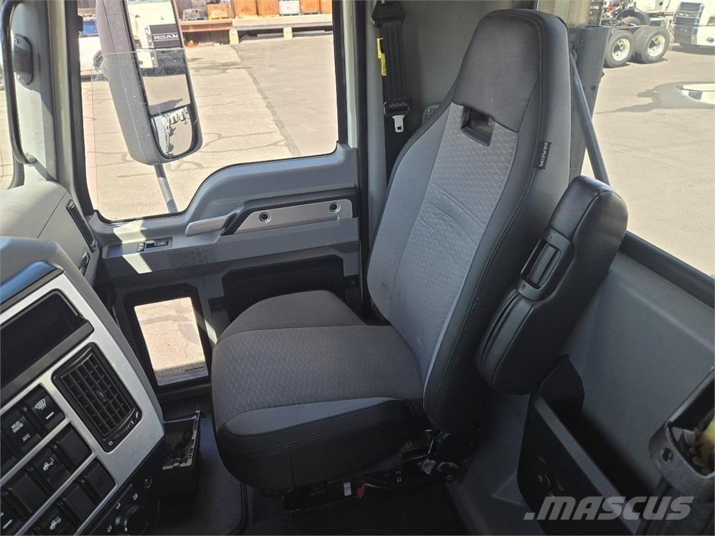 Mack AN64T Cabezas tractoras