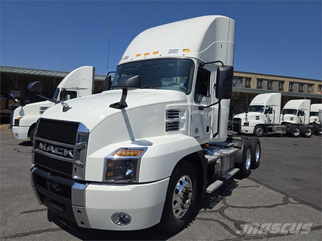 Mack AN64T Cabezas tractoras