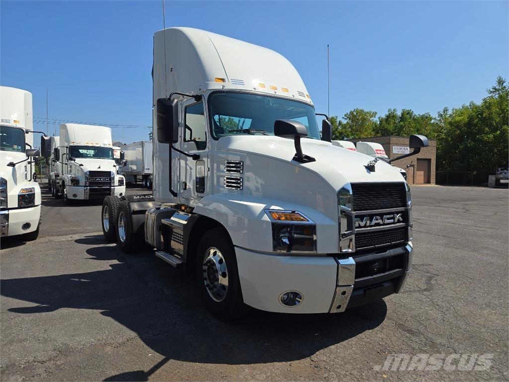 Mack AN64T Cabezas tractoras