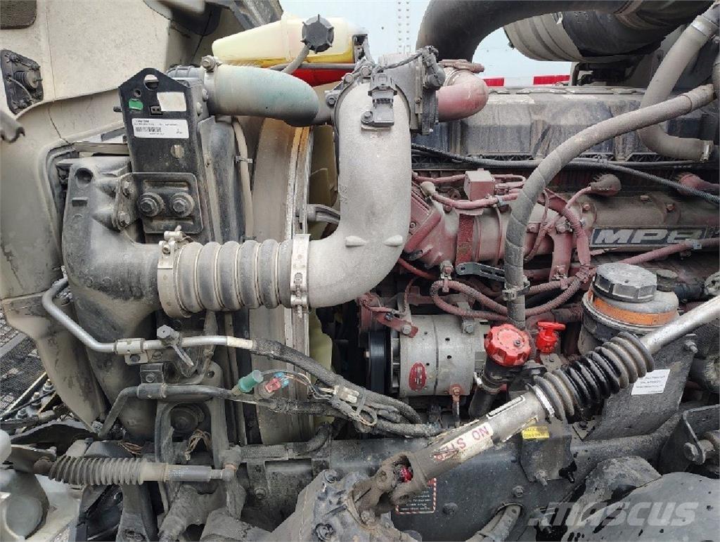 Mack Anthem 64T Cabezas tractoras