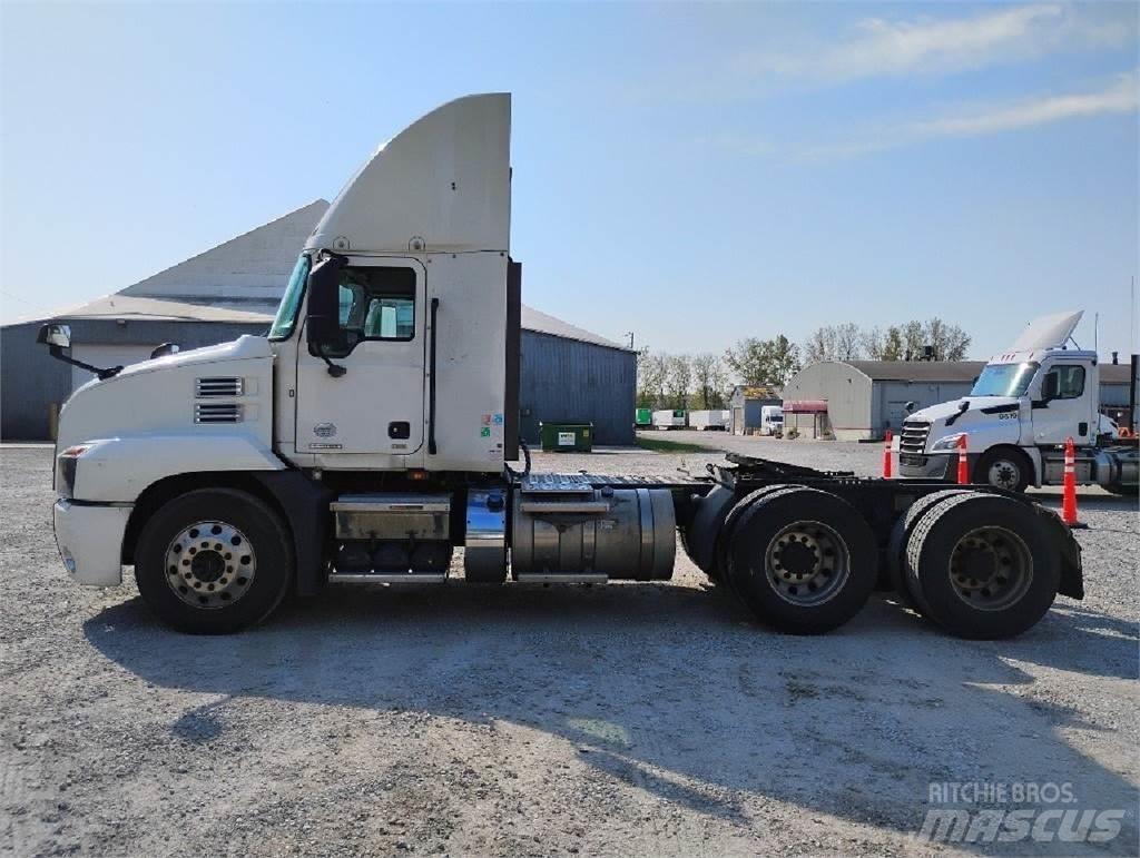 Mack Anthem AN64T Cabezas tractoras