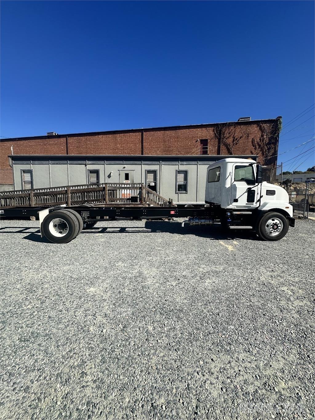 Mack MD6 Camiones chasis