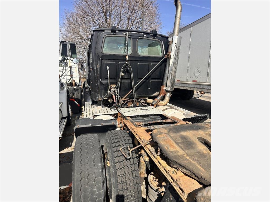 Sterling A9500 Cabezas tractoras