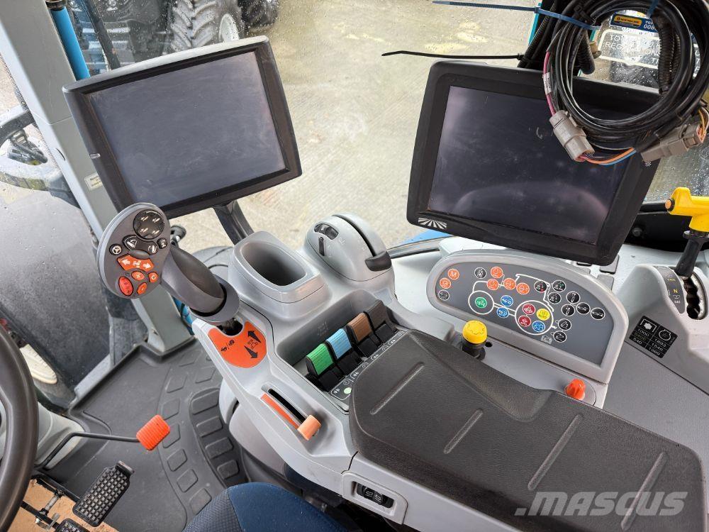 New Holland T7.225 Tractores