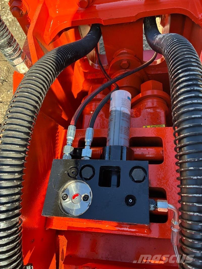 NPK GH12 Martillos hidráulicos