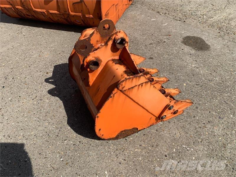  AA N.V.T. Otros componentes