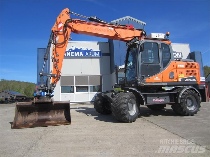 Doosan DX140W-3 Excavadoras de ruedas