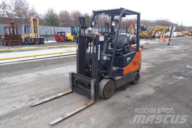 Doosan GC25P-5 Otras carretillas elevadoras