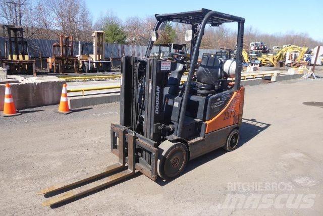 Doosan GC25P-5 Otras carretillas elevadoras