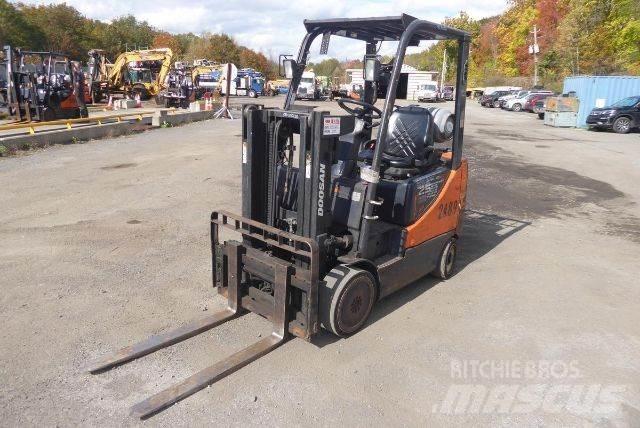 Doosan GC25P-5 Otras carretillas elevadoras