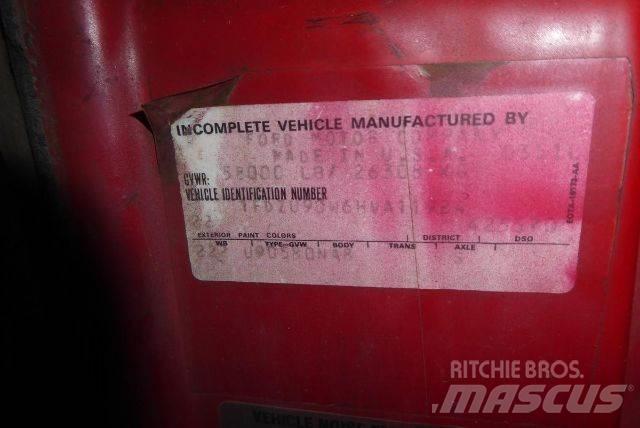 Ford L9000 Camiones chasis