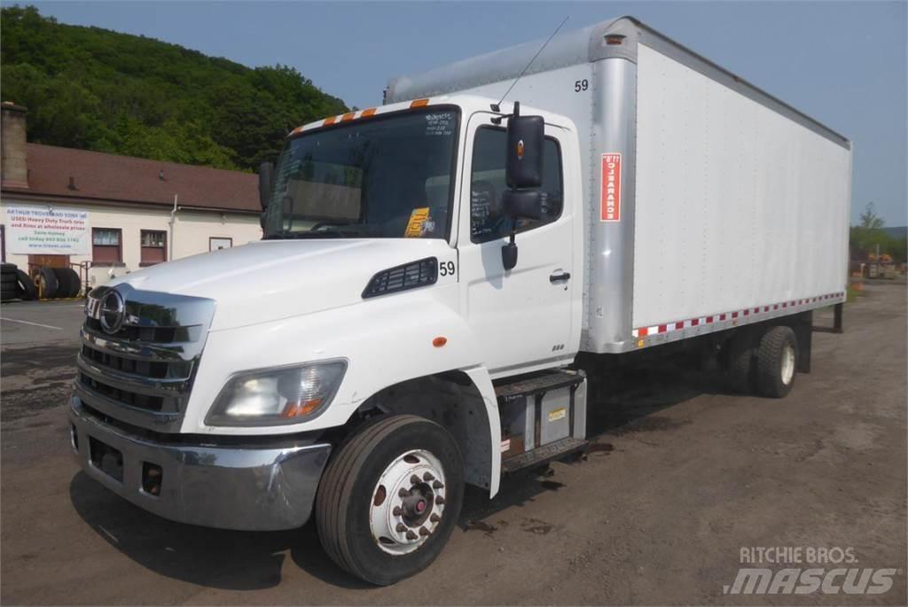 Hino 258 Camiones caja cerrada