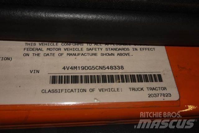Volvo VNM42T Camiones chasis