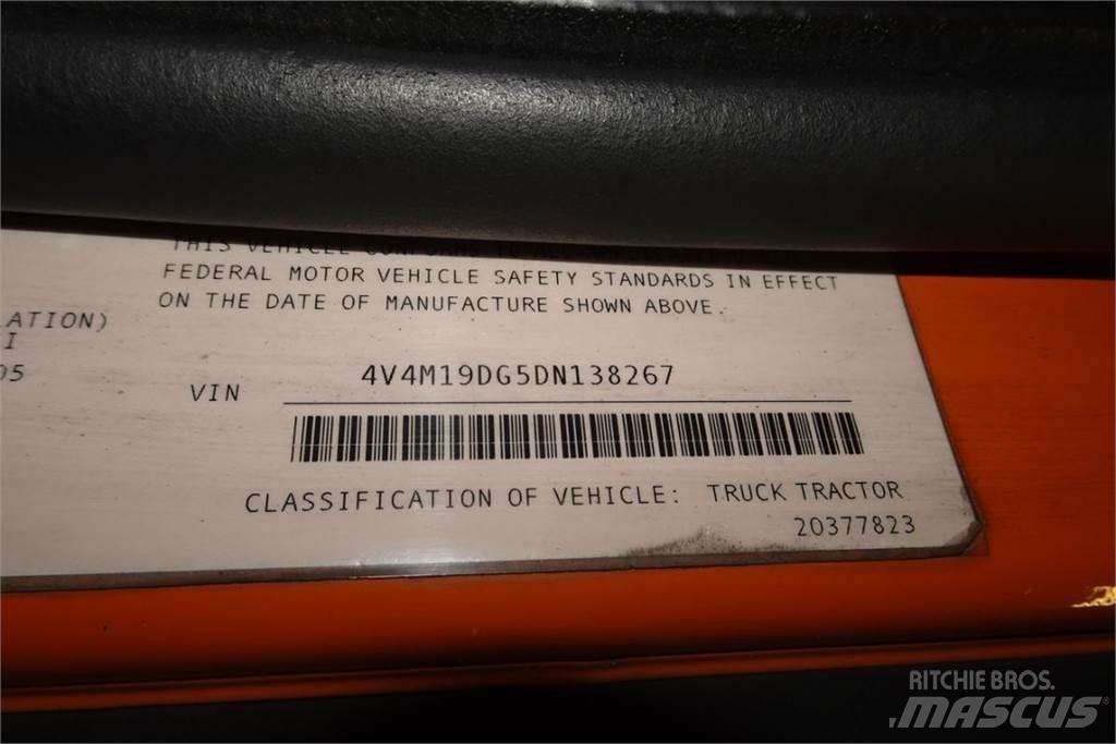 Volvo VNM42T Camiones chasis