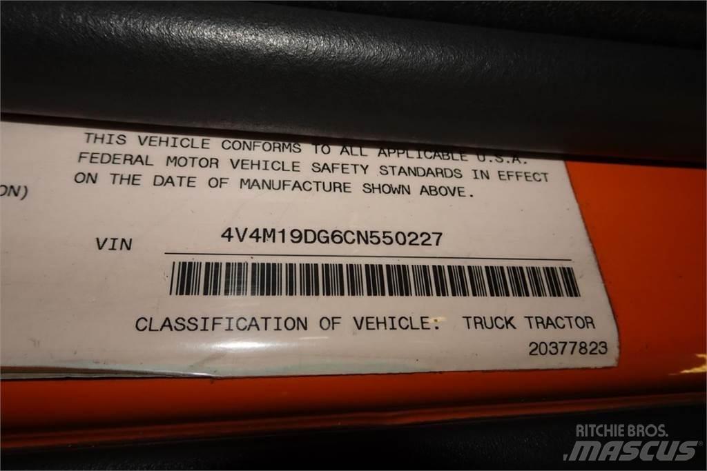 Volvo VNM42T Camiones chasis