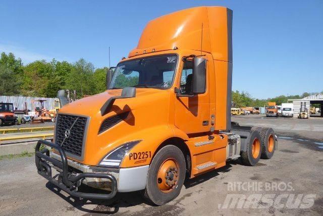 Volvo VNR64T300 Camiones chasis