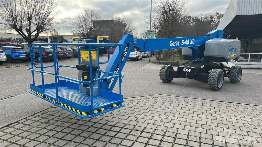 Genie S-45 XC Plataforma de trabajo articulada