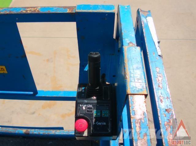 Genie GS-2669DC Plataforma de trabajo articulada