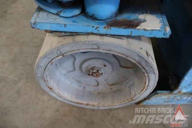 Genie GS-3246 Plataforma de trabajo articulada