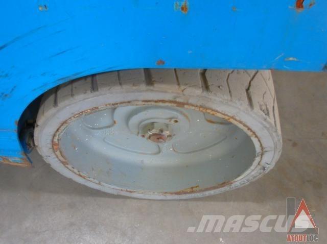 Genie GS-3246 Plataforma de trabajo articulada