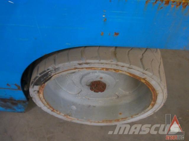Genie GS-4047 Plataforma de trabajo articulada