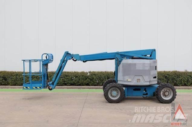 Genie Z34-22RT Plataforma de trabajo articulada