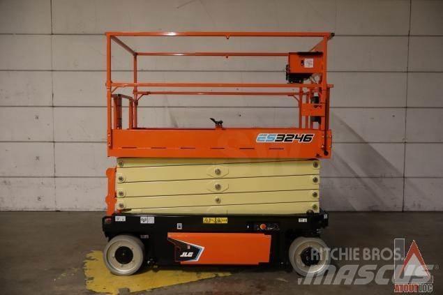 JLG 3246ES Plataforma de trabajo articulada