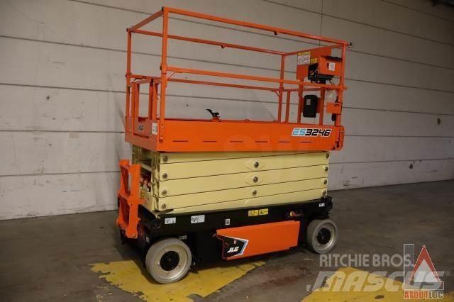 JLG 3246ES Plataforma de trabajo articulada