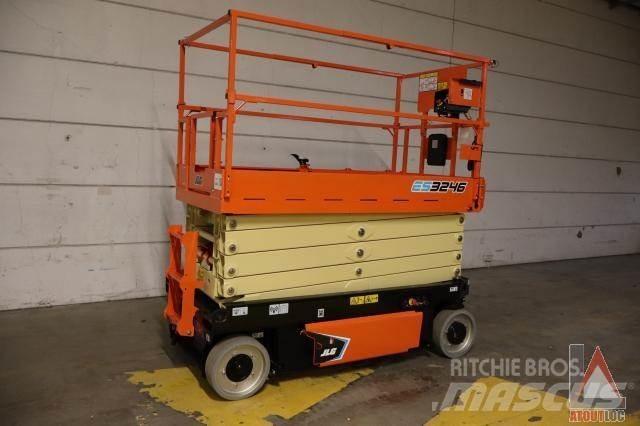 JLG 3246ES Plataforma de trabajo articulada
