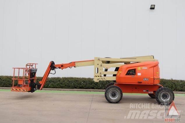 JLG 520AJ Plataforma de trabajo articulada