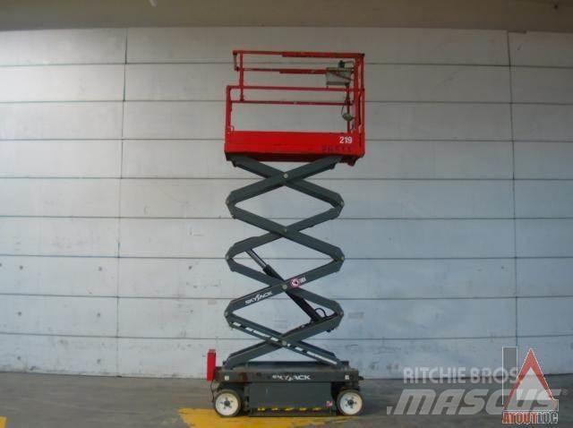 SkyJack SJ3219 Plataforma de trabajo articulada