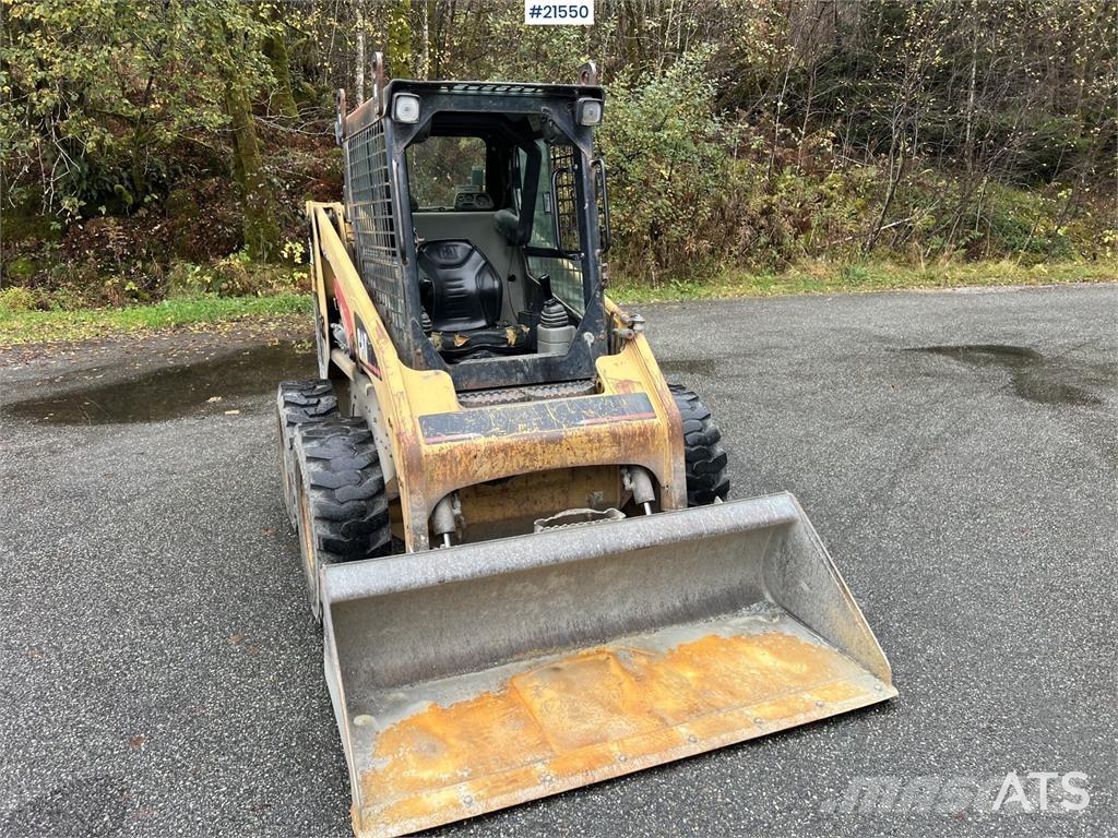 CAT 226 Minicargadoras